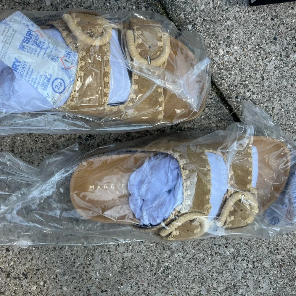 Brand New Condition!!! Marc Fisher Solea Footbed Sandal 6.5 NEW in BOX - Picture 7 of 9